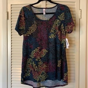 LuLaRoe Classic Tee- Large- NWT!